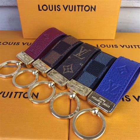 louis vuiton keychain replica.